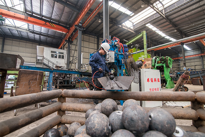 佛山网架配件-螺栓球加工车间